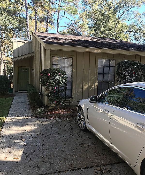 1st image of 665 N Beau Chene Dr