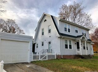 154 Wakefield St, Hamden, CT 06517
