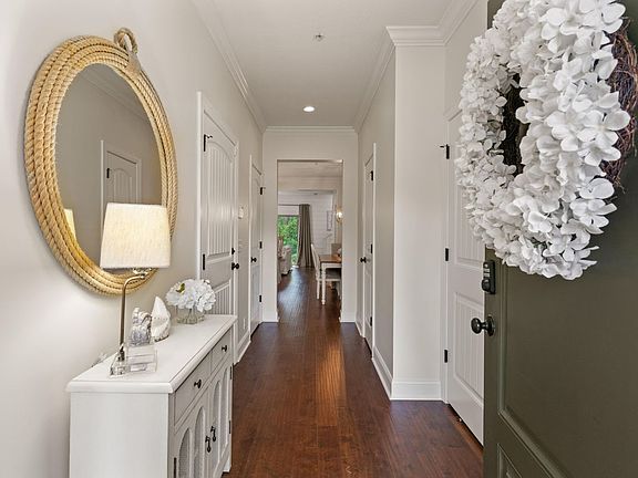 2nd image of 504 Reserve Ln