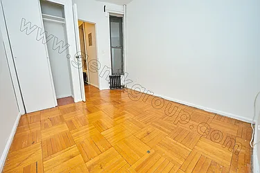 Rented by Genik Group Corp