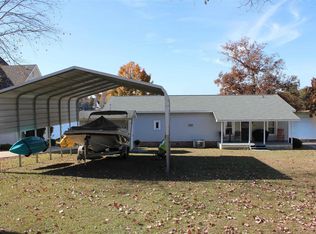 196 Rocky Pointe Rd, Prosperity, SC 29127