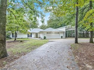 405 Quail Run, Holly Lake Ranch, TX 75765