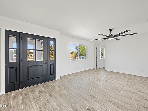 5th image of 8847 W WELDON Avenue