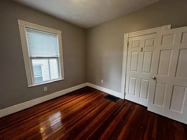 11 Sunset St #1 — Photo 16