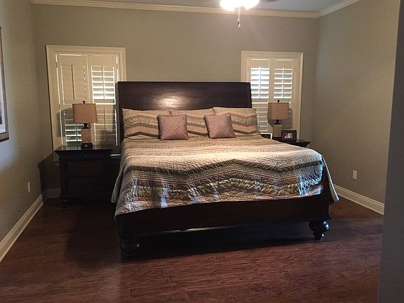 3rd image of 124 Port Royal Way