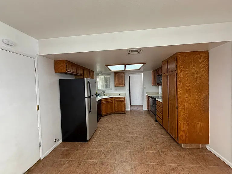 4309 Rosewall St — Photo 8