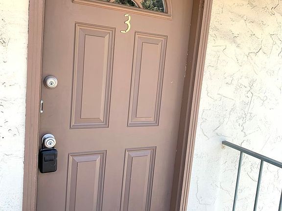 3rd image of 1008 Helen Ave APT 3