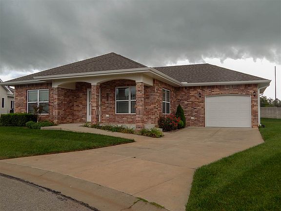 2nd image of 855 E Tee Ct