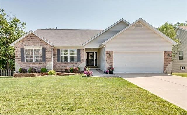 392 Saint Gemma Dr.