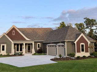 N22W25079 Still River Ct, Pewaukee, WI 53072