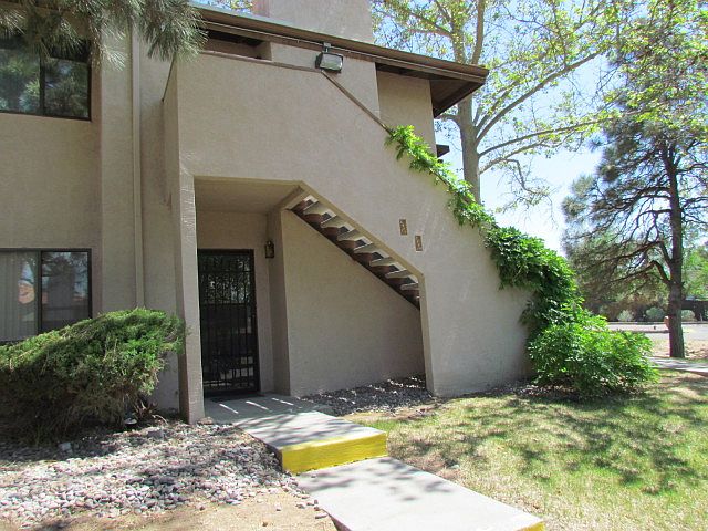 1st image of 5909 McKinney Dr NE