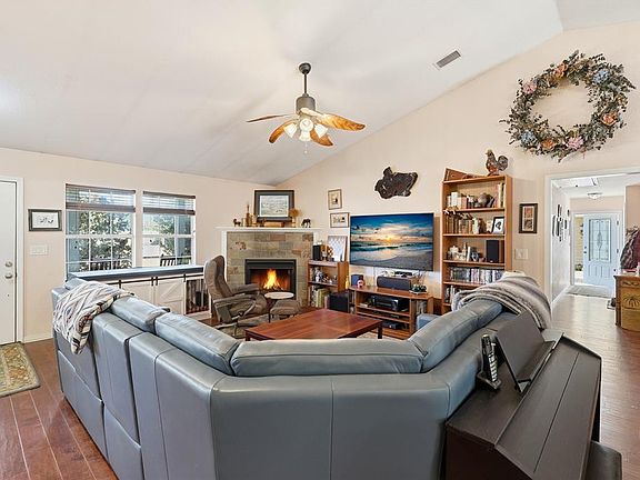 5th image of 27471 NW 173rd Ter