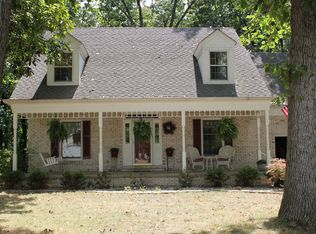 2630 Salem Rd, Charleston, IL 61920