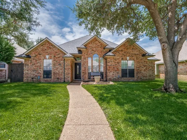 1320 Ponderosa Pine Ln, Carrollton, TX 75007