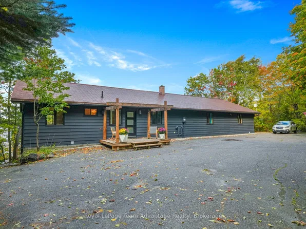 6 & 8 Mill Heights Rd, McDougall, ON P2A 0B3