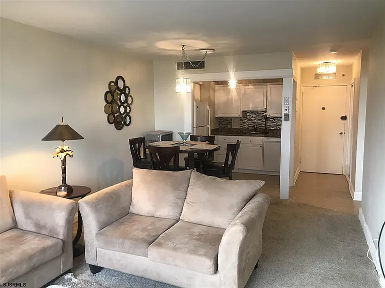 101 S Raleigh Ave #510 — Photo 6
