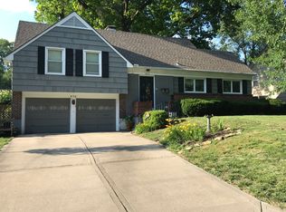 4712 W 66th Ter, Prairie Village, KS 66208