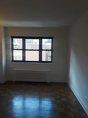 Rented by Solil Management | media 3