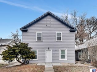 2726 W St, Lincoln, NE 68503