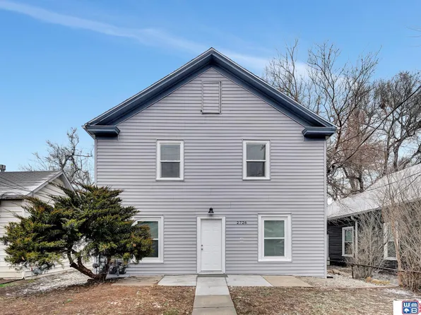 2726 W St, Lincoln, NE 68503