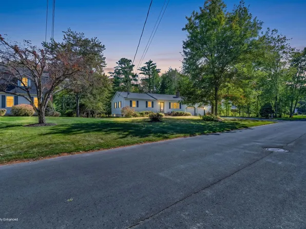 9 Locksley Lane, Brewer, ME 04412