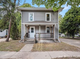 907 E Lincoln St, Mount Pleasant, MI 48858