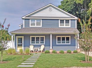 51 N Bay Ave, Eastport, NY 11941