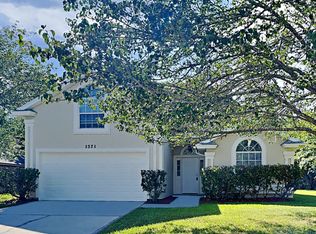 1371 Summit Oaks Dr E, Jacksonville, FL 32221