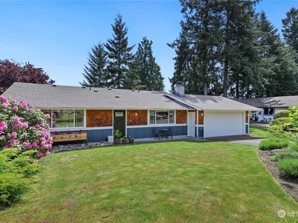 5403 81st Avenue Ct W, University Place, WA 98467