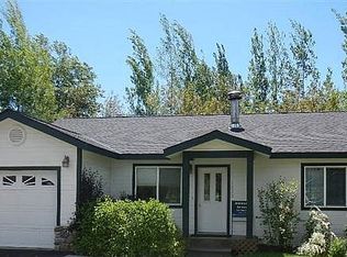 1020 Cherry Creek Dr, Hailey, ID 83333