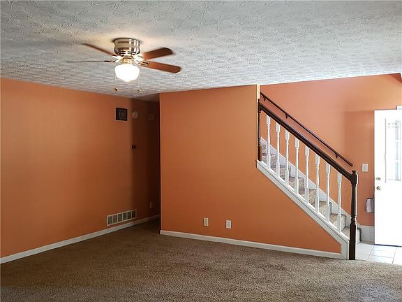 3rd image of 2651 King George Ct NE