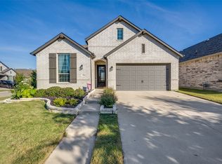 1928 Quail Ln, Northlake, TX 76226