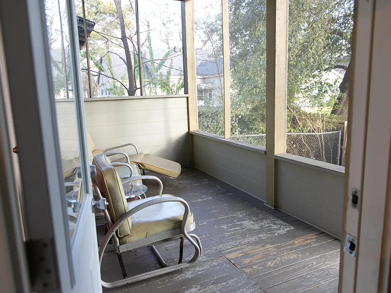 832 America St — Photo 8