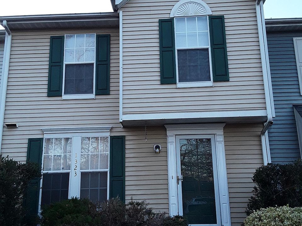 1st image of 1323 Germander Dr