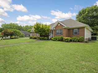 301 Knoll Creek Cir, Chattanooga, TN 37415