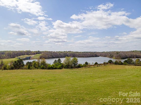 5th image of 2533 Ireland Rd