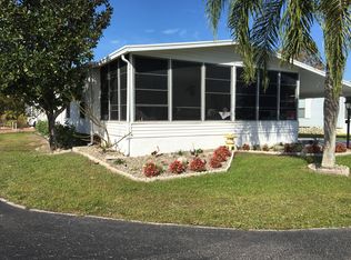 906 Cape Cod Ln, Naples, FL 34110