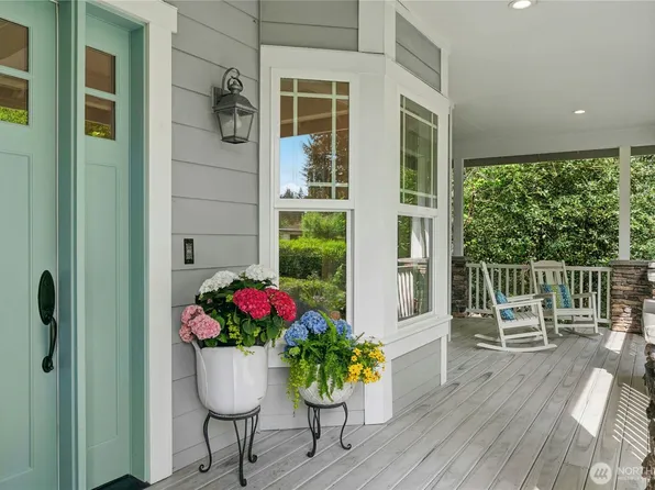 10806 SE 16th Street, Bellevue, WA 98004