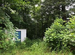 833 Cape Hickory Rd, Hickory, NC 28601