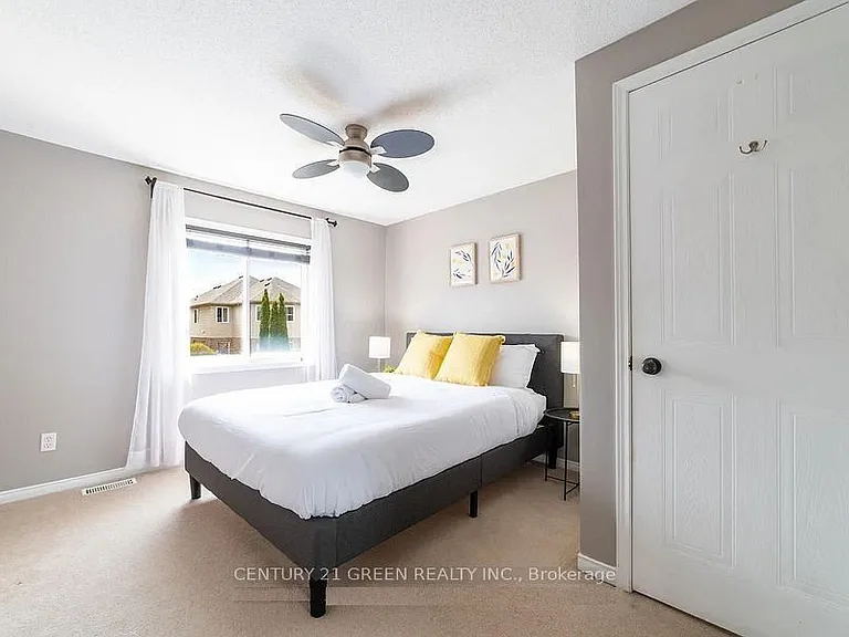 7 Swartz St — Photo 12