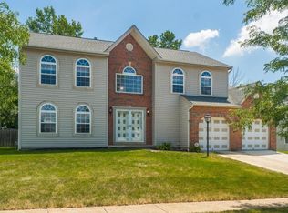 120 Simsbury Ct, Pickerington, OH 43147
