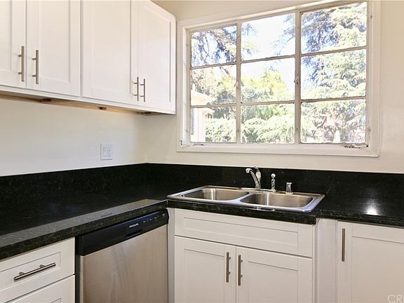 2nd image of 1270 N Wilcox Ave #7