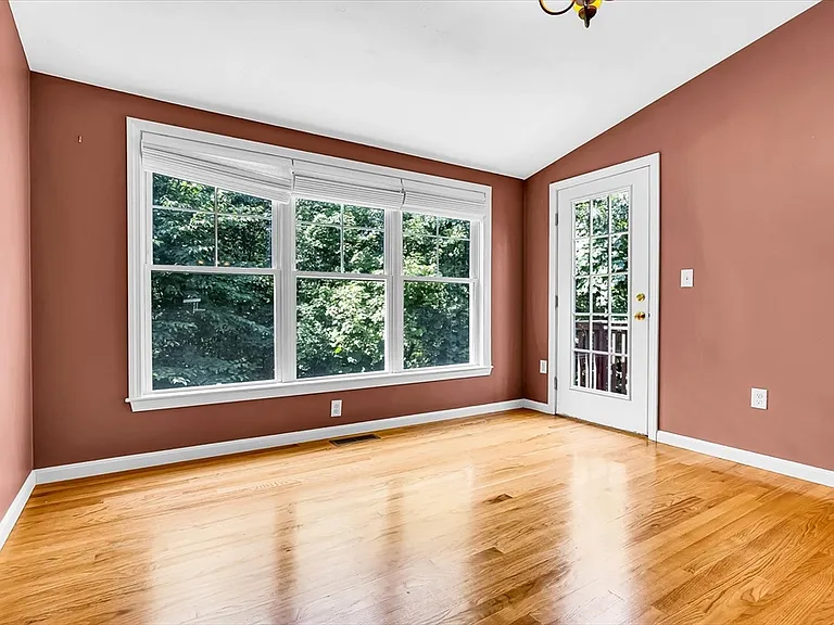 8 Paxton Ct #8 — Photo 11