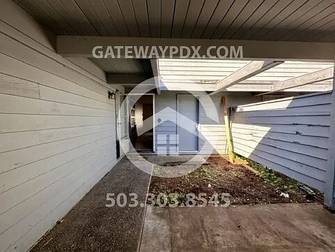 10002 SW Garrett St — Photo 3