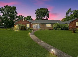 60 N Pinelake Dr, Patchogue, NY 11772