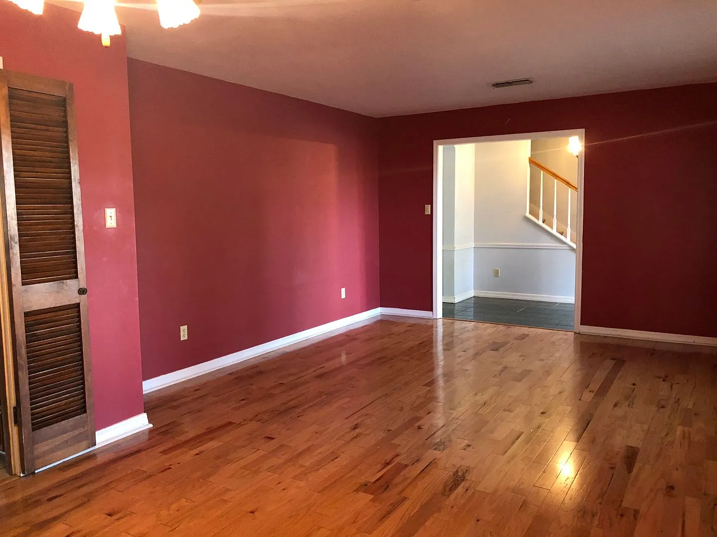 Town South Estates — Photo 4