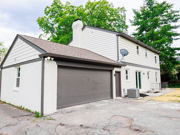 5th image of 5414 N Arlington Ave