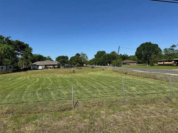 3850 Harkey Road, Pearland, TX 77584