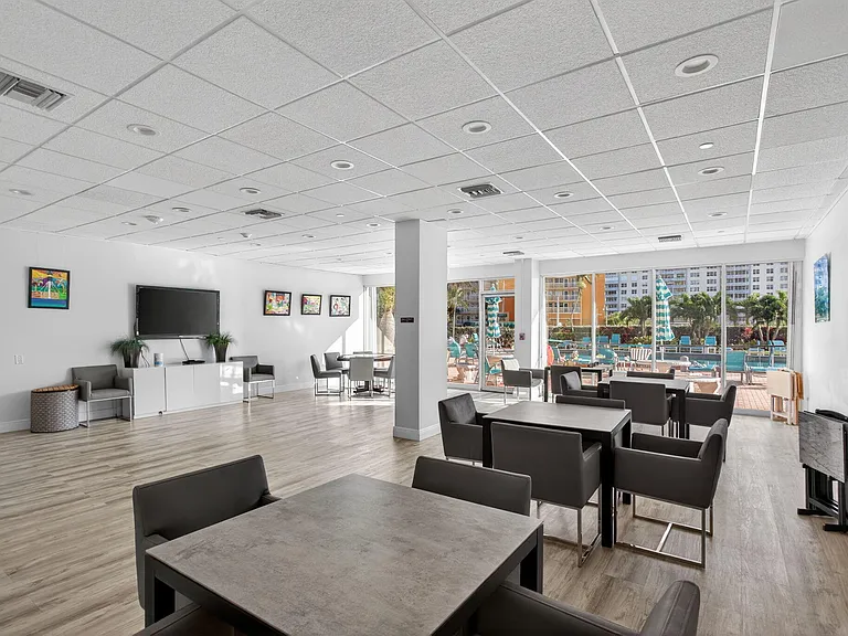 405 N Ocean Blvd #208 — Photo 34