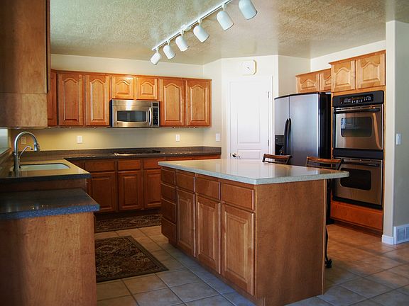 Love the double oven! 